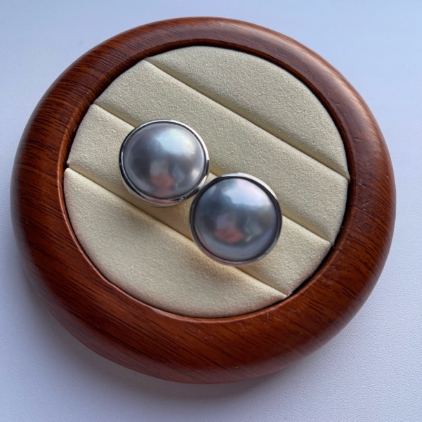 大点位霸气优雅马贝珍珠耳钉大气适合送礼