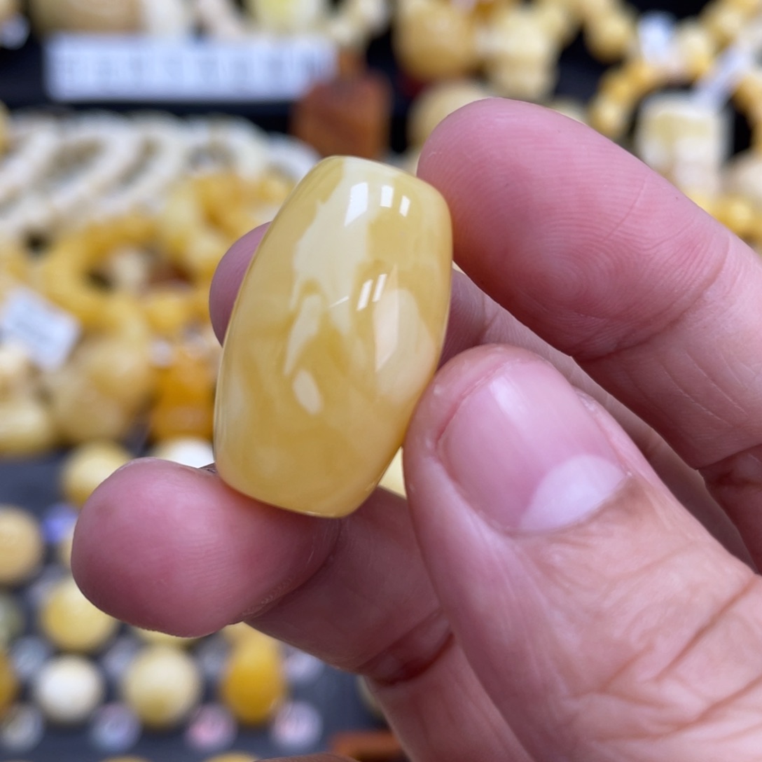 琥珀珠宝奇石未镶嵌15.5*25.2mm