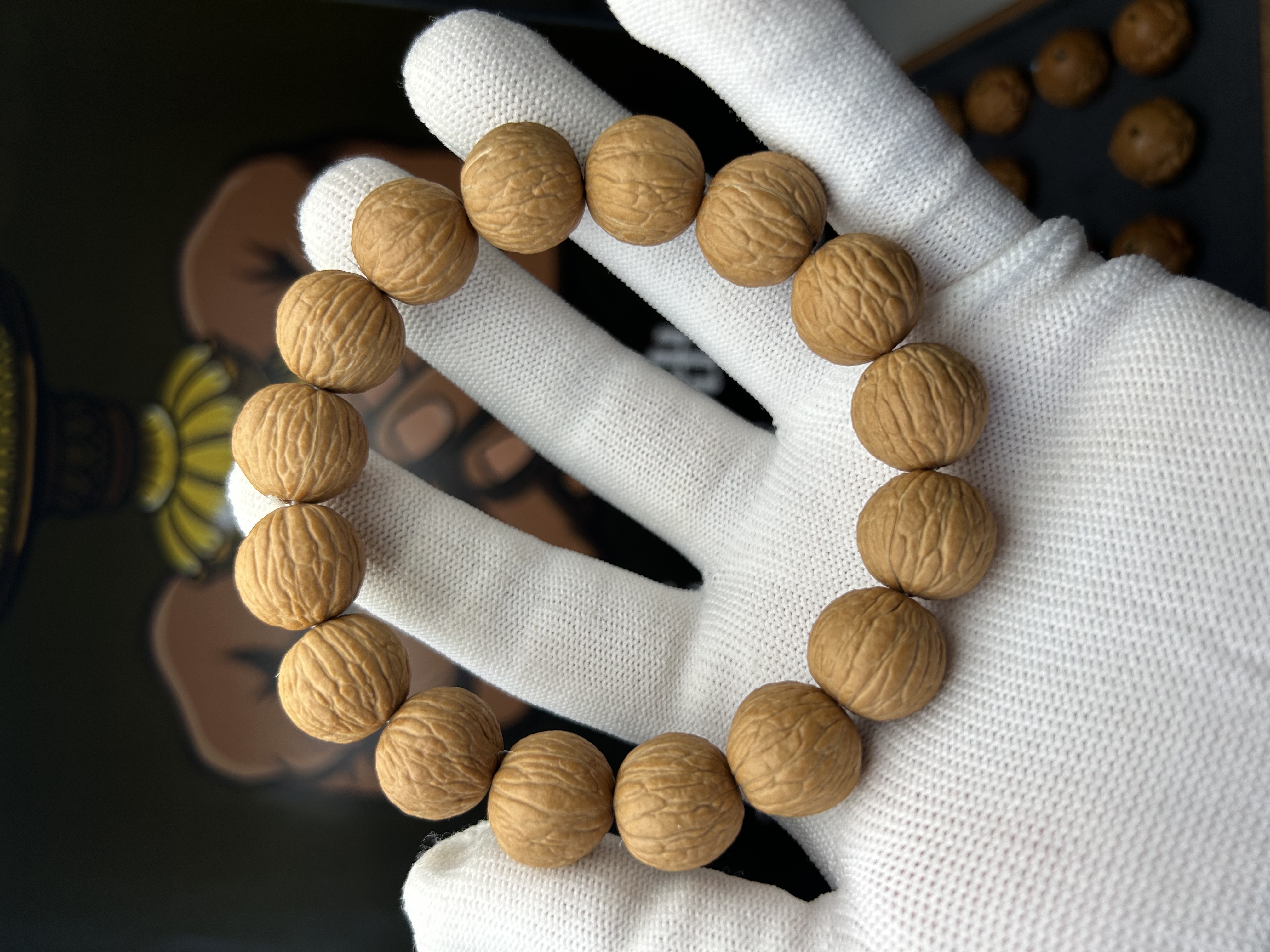 原皮原色凤羽手串尺寸15左右