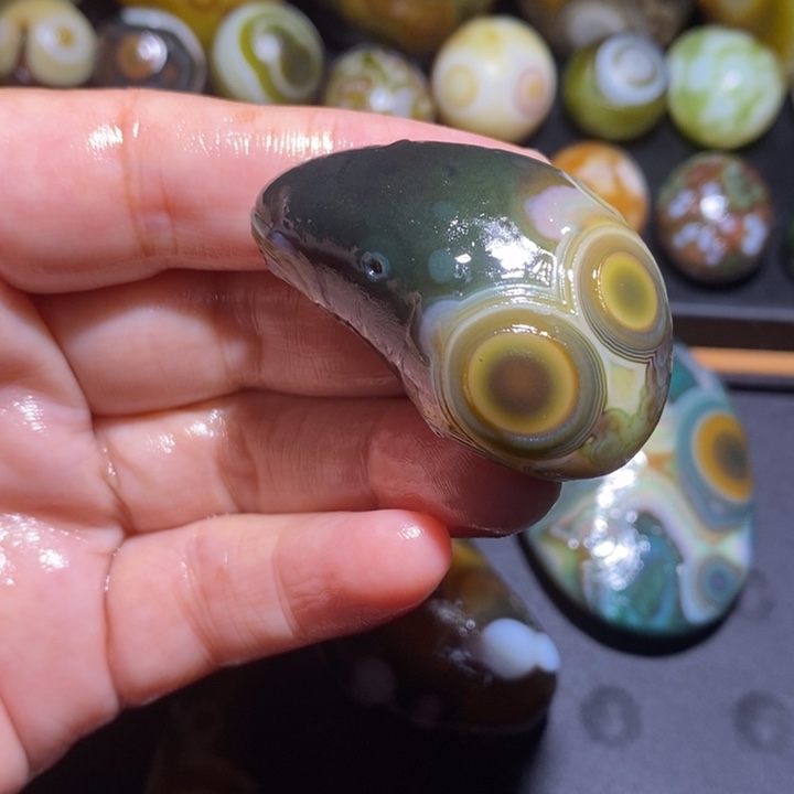 未镶嵌玛瑙/玉髓珠宝半成品皇**岸