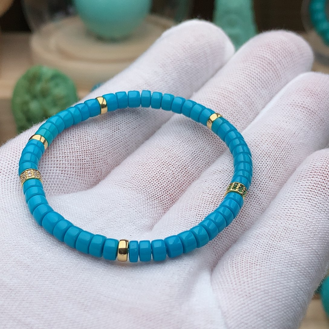 绿松石未镶嵌颈饰