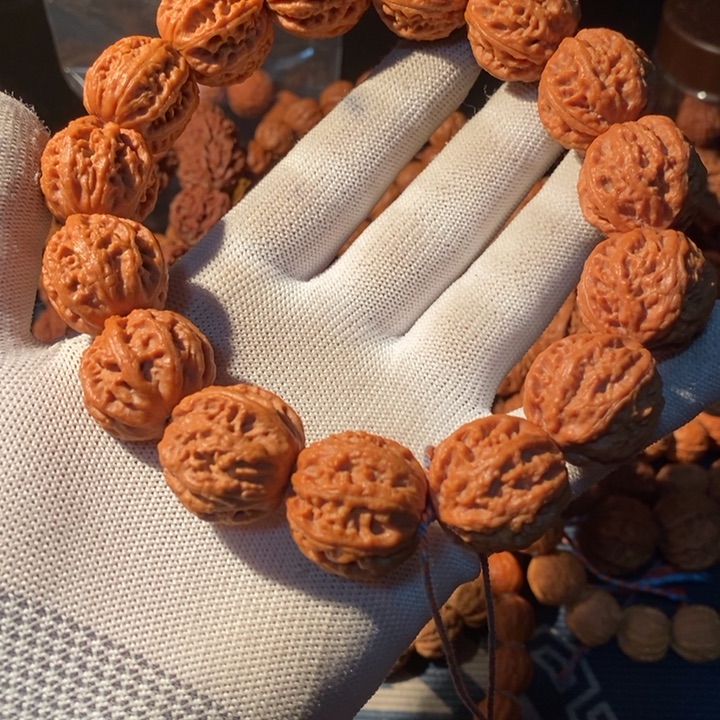 文玩核桃手串滨****彬…………