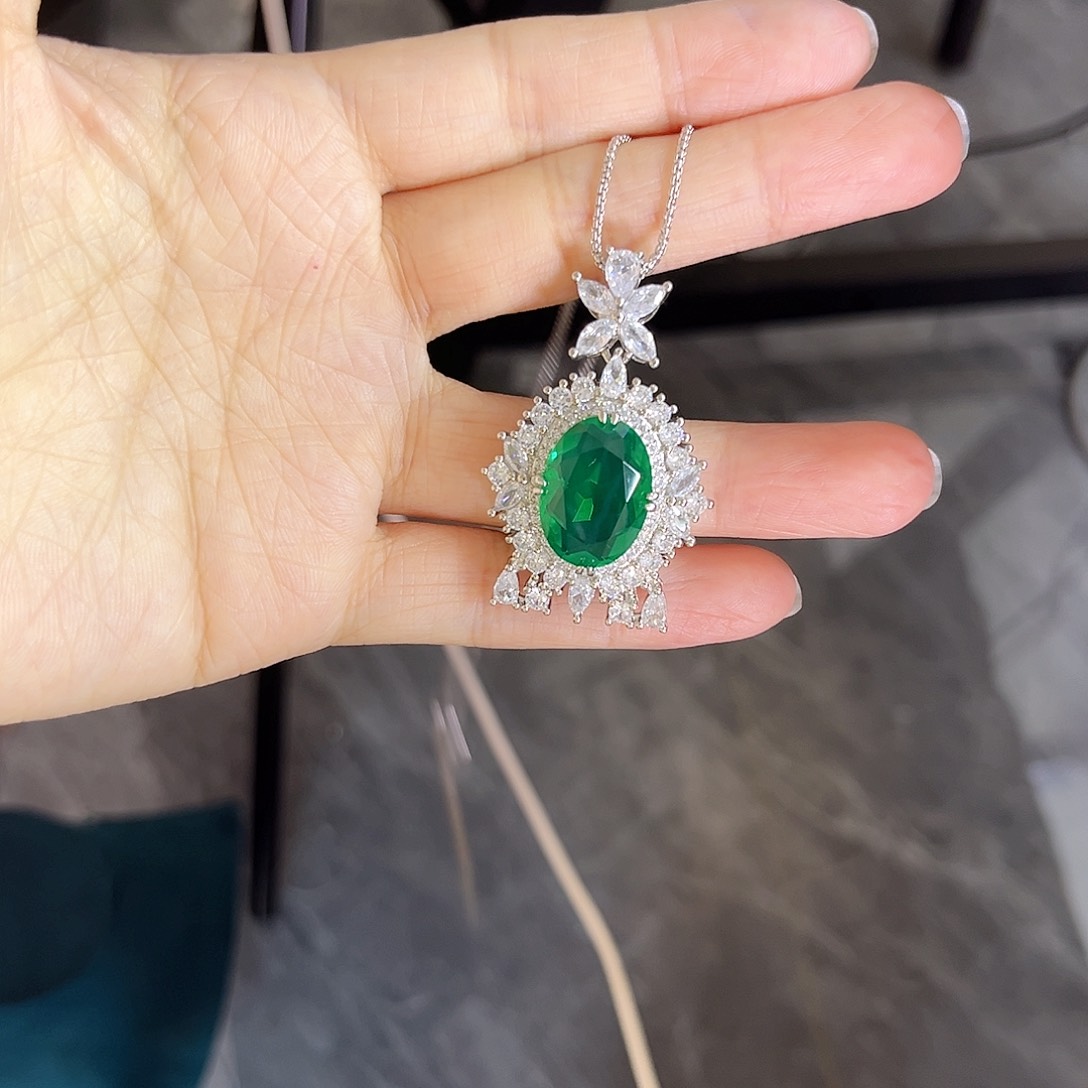 颈饰银S925镶嵌祖母绿