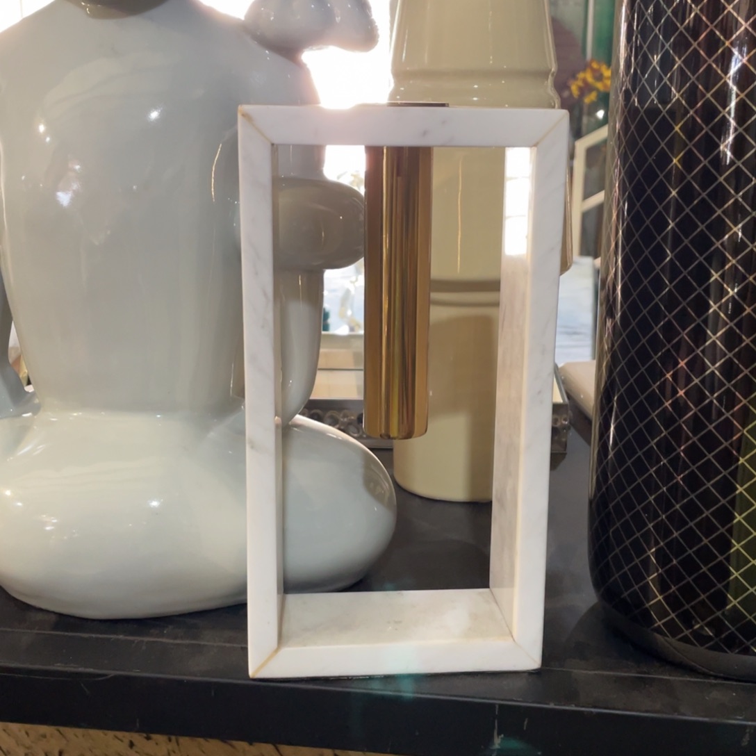 陶瓷花瓶，家居摆件。