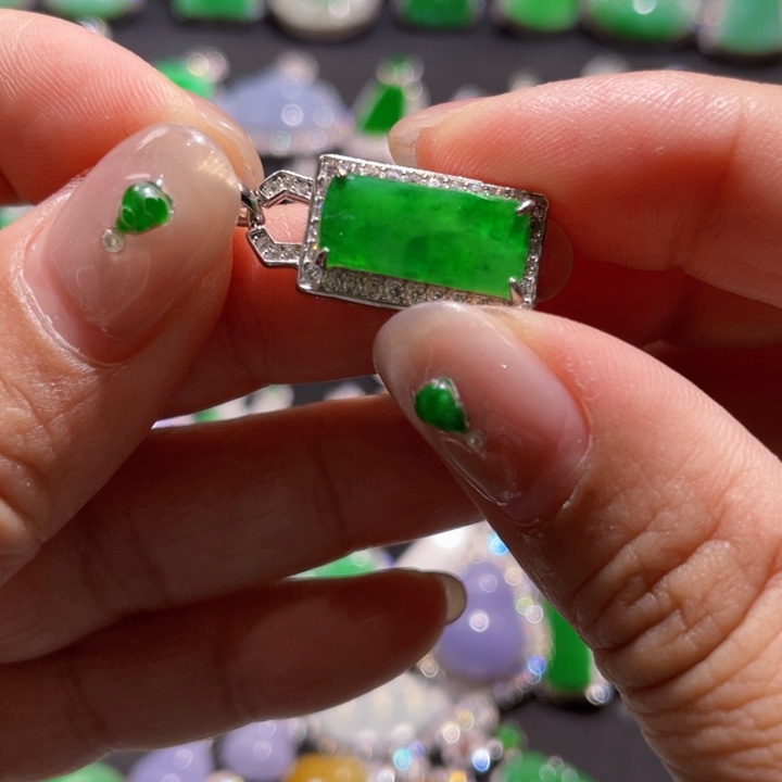 翡翠银S925镶嵌颈饰