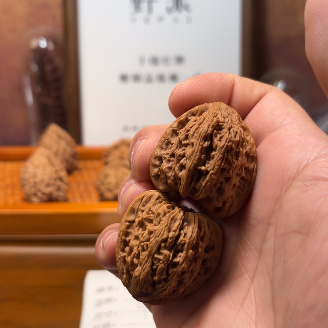 文玩核桃吊坠老款密纹Q5939