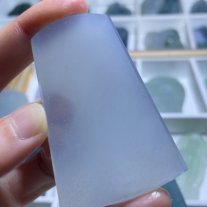 定制翡翠未镶嵌挂件