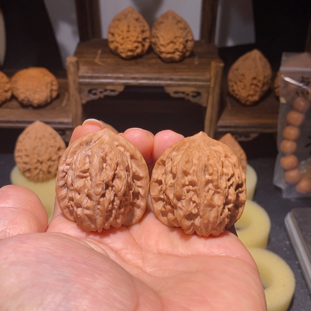 文玩核桃吊坠野核36+