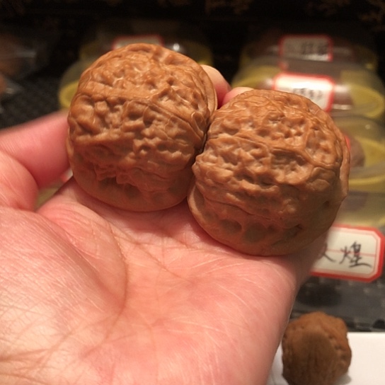 明****。文玩核桃把件敦煌