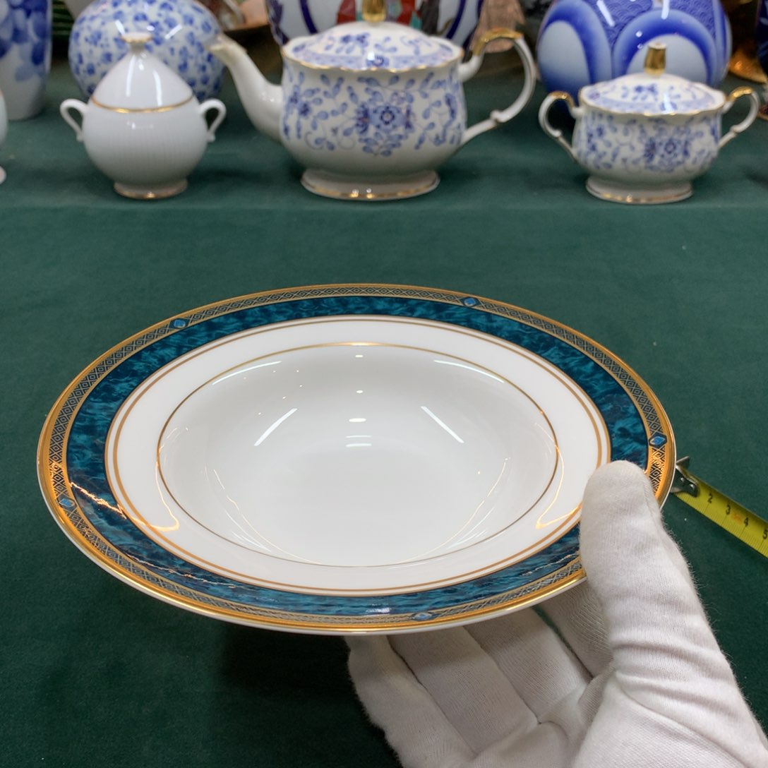 摆件全是大漂亮瓷器啊美美哒