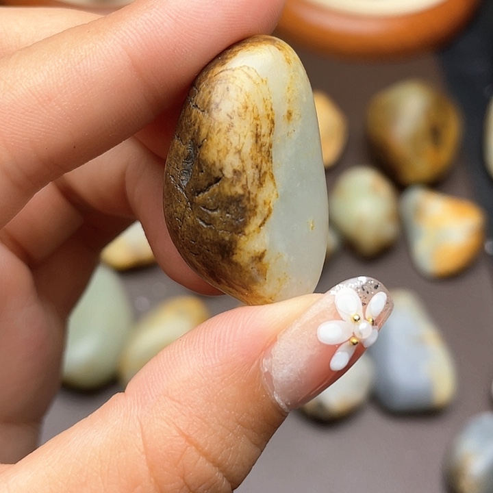 和田玉未镶嵌颈饰15