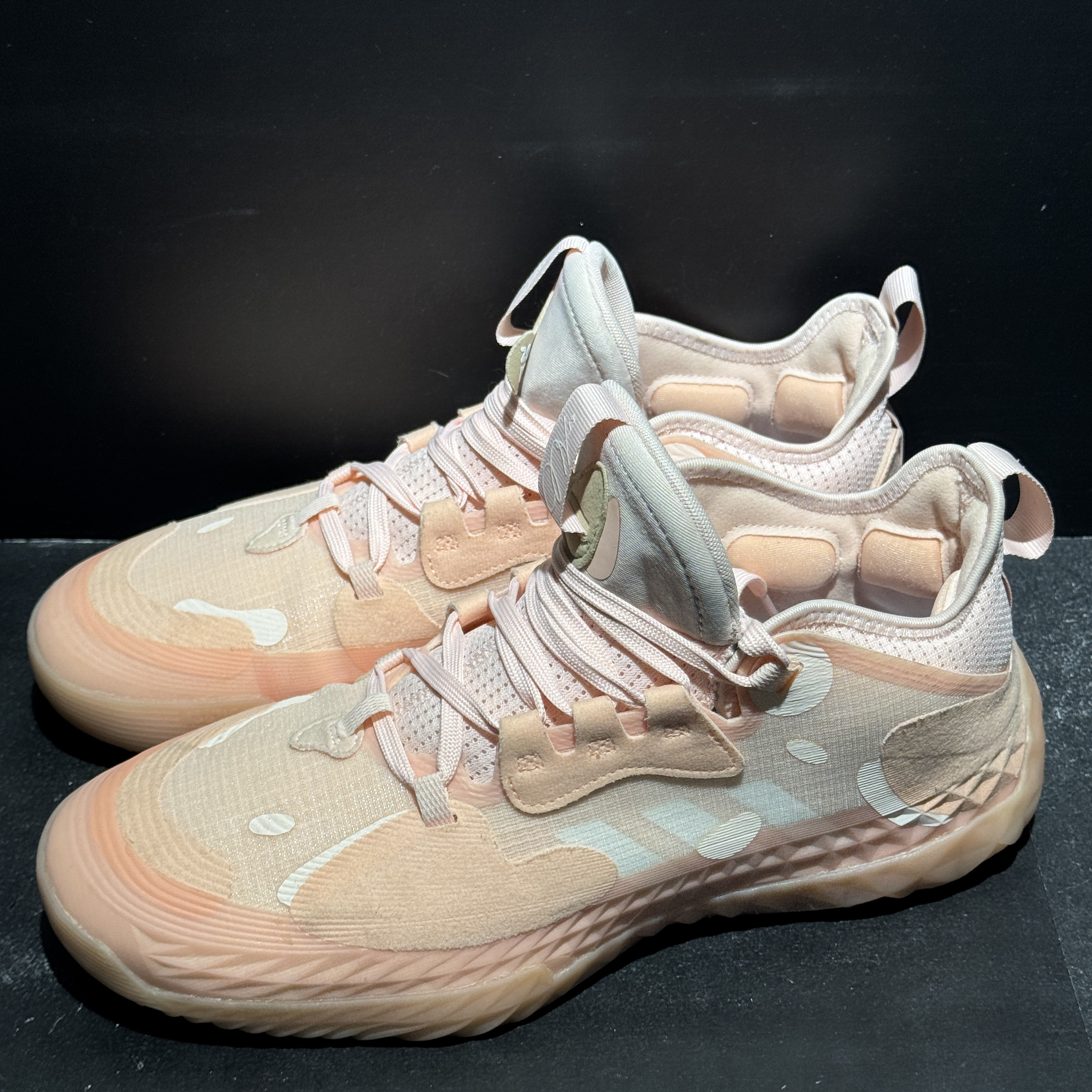 45码280内长｜正品（二手）阿迪达斯 哈登5 Harden Vol.5 粉 篮球鞋