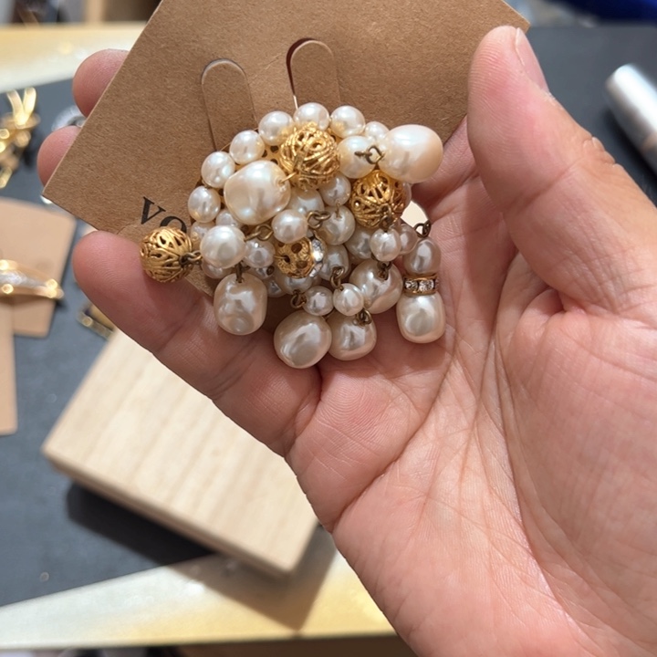 ?**君新亿阁首饰无售后