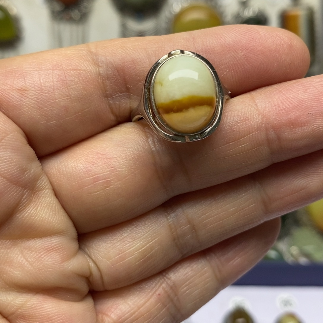 蛇纹石玉银S925镶嵌戒指