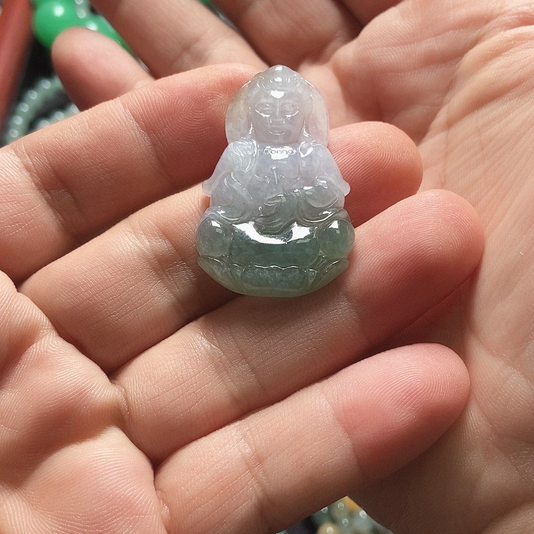 翡翠未镶嵌颈饰翡翠观音