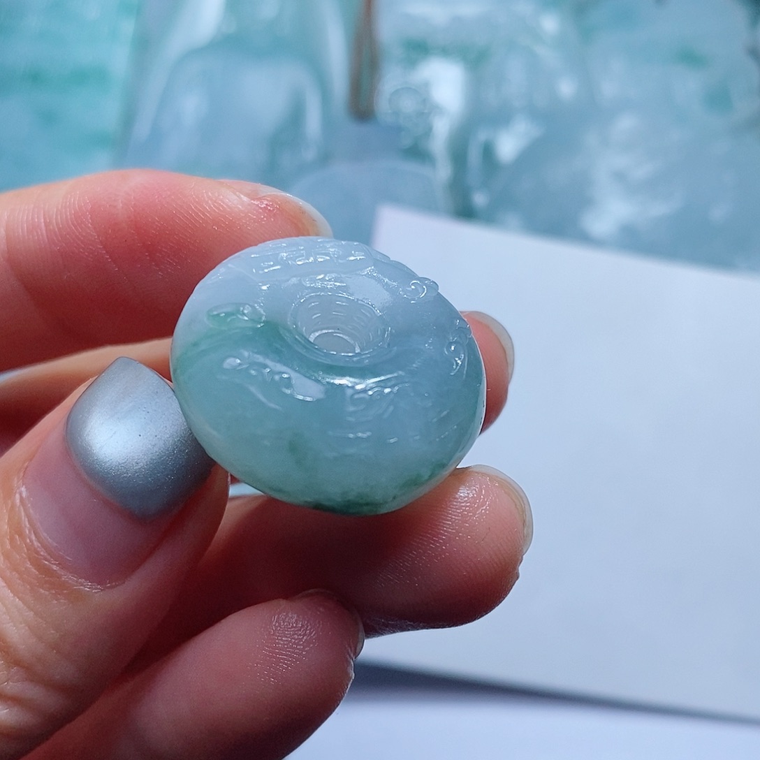 定制翡翠未镶嵌毛货付款后确认抛光