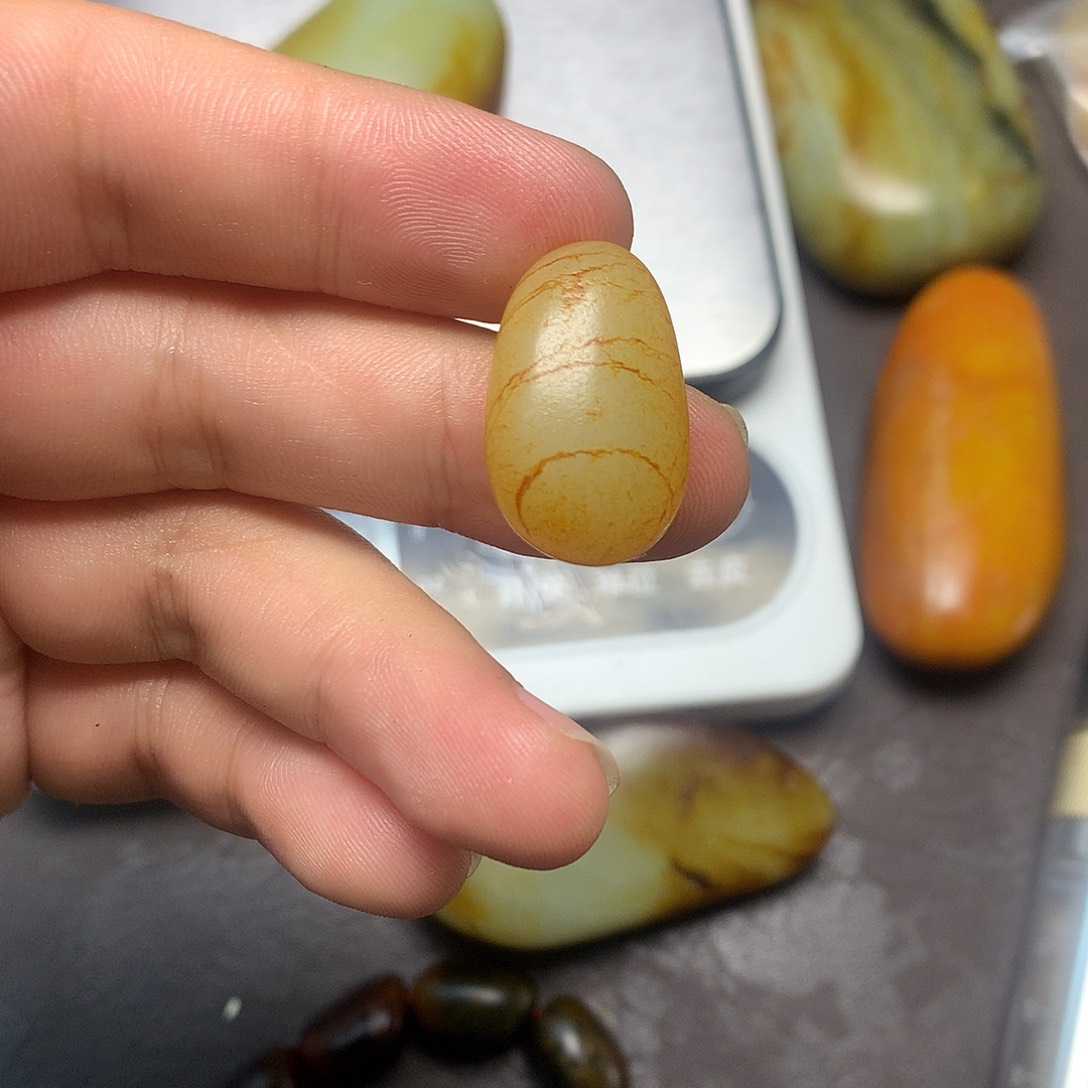 和田玉（糖玉）未镶嵌挂件