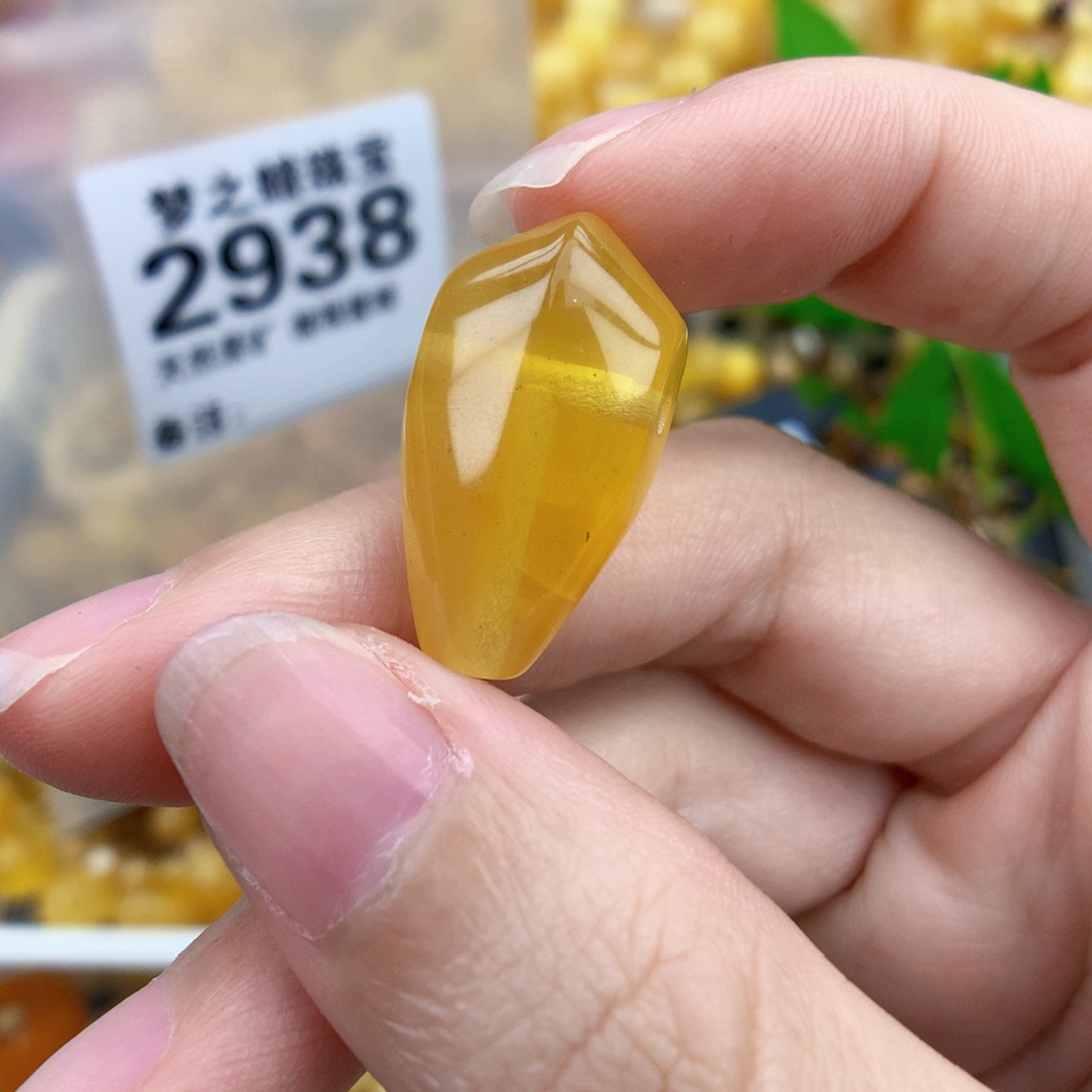 未镶嵌琥珀裸石12.8