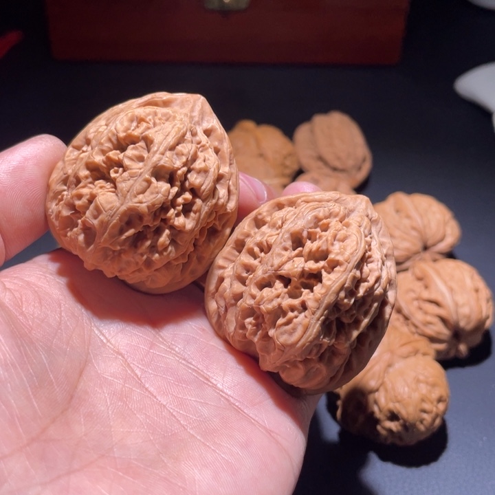 文玩核桃把件核尊42