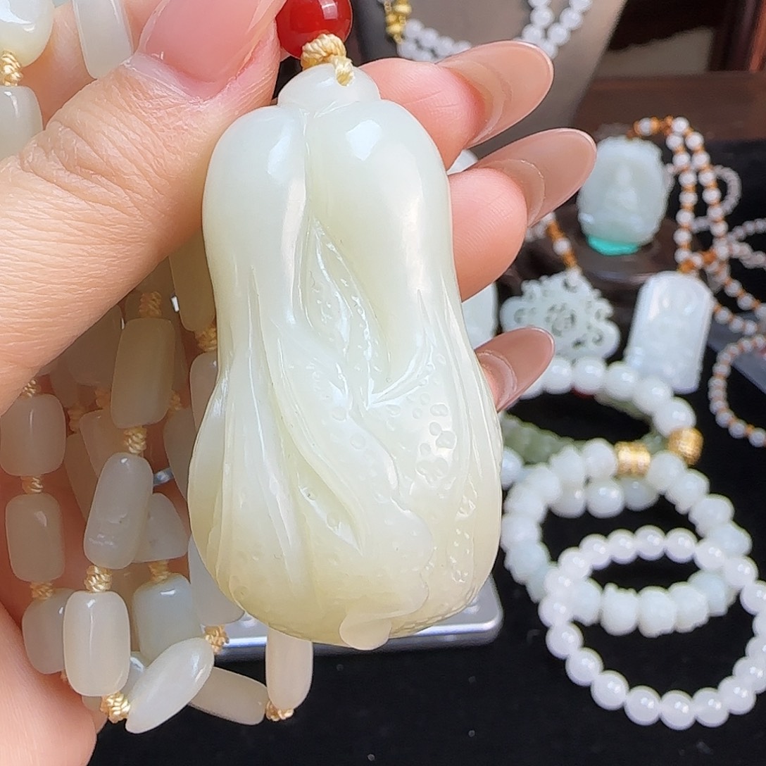 和田玉未镶嵌颈饰定制发货