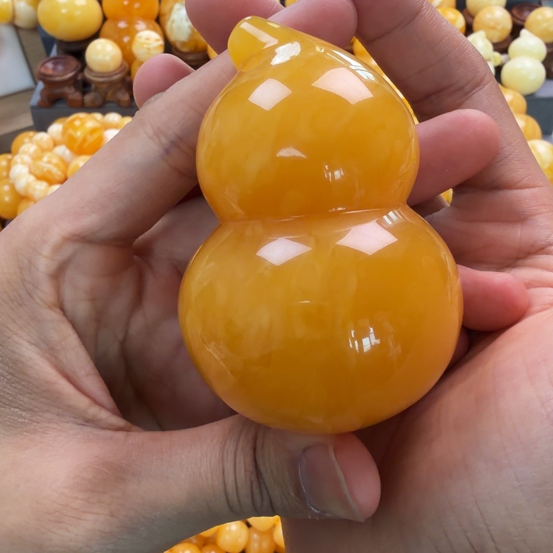 琥珀未镶嵌珠宝奇石99g