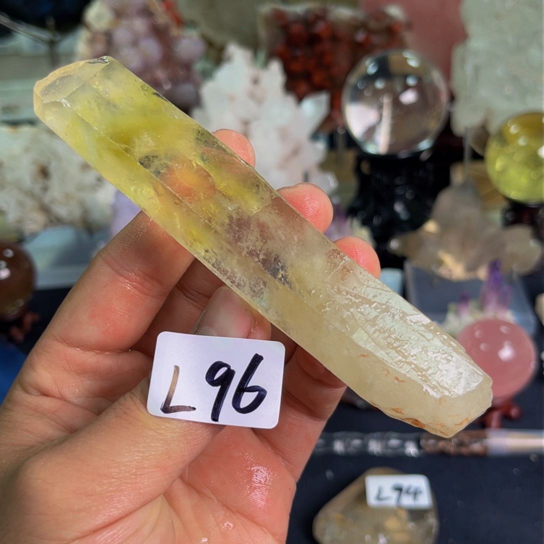 水晶天然水晶家居摆件未镶嵌物*?