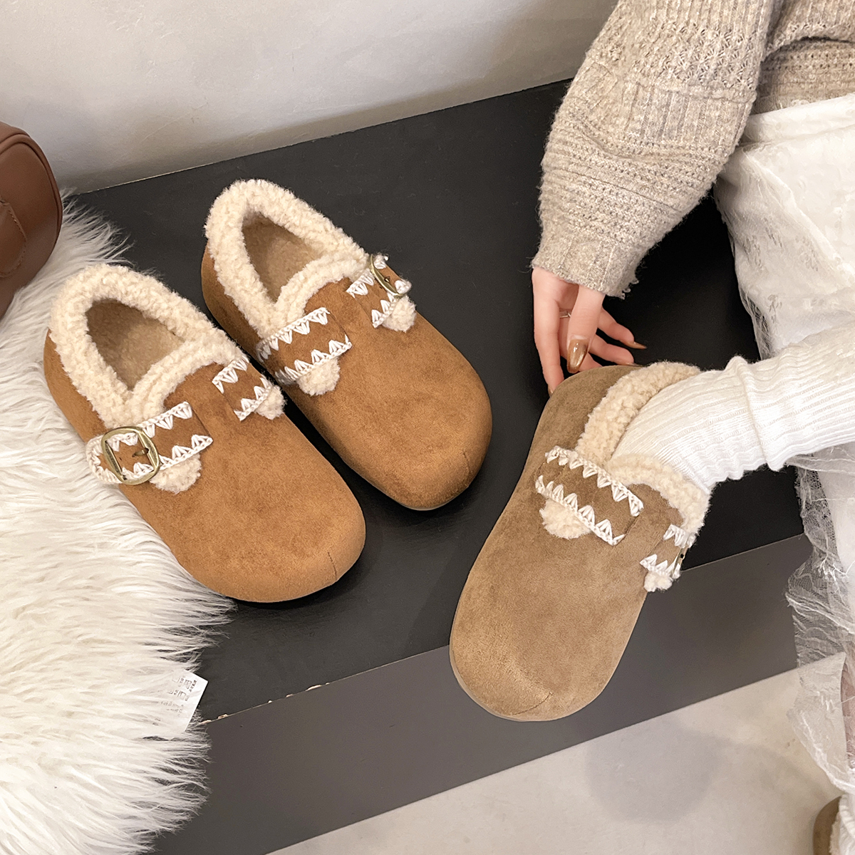 【品牌】5cm刺绣花边加棉勃肯鞋女2025冬季保暖棉鞋款一脚蹬638-7