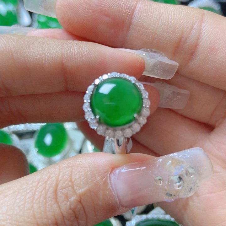 翡翠颈饰银S925镶嵌          