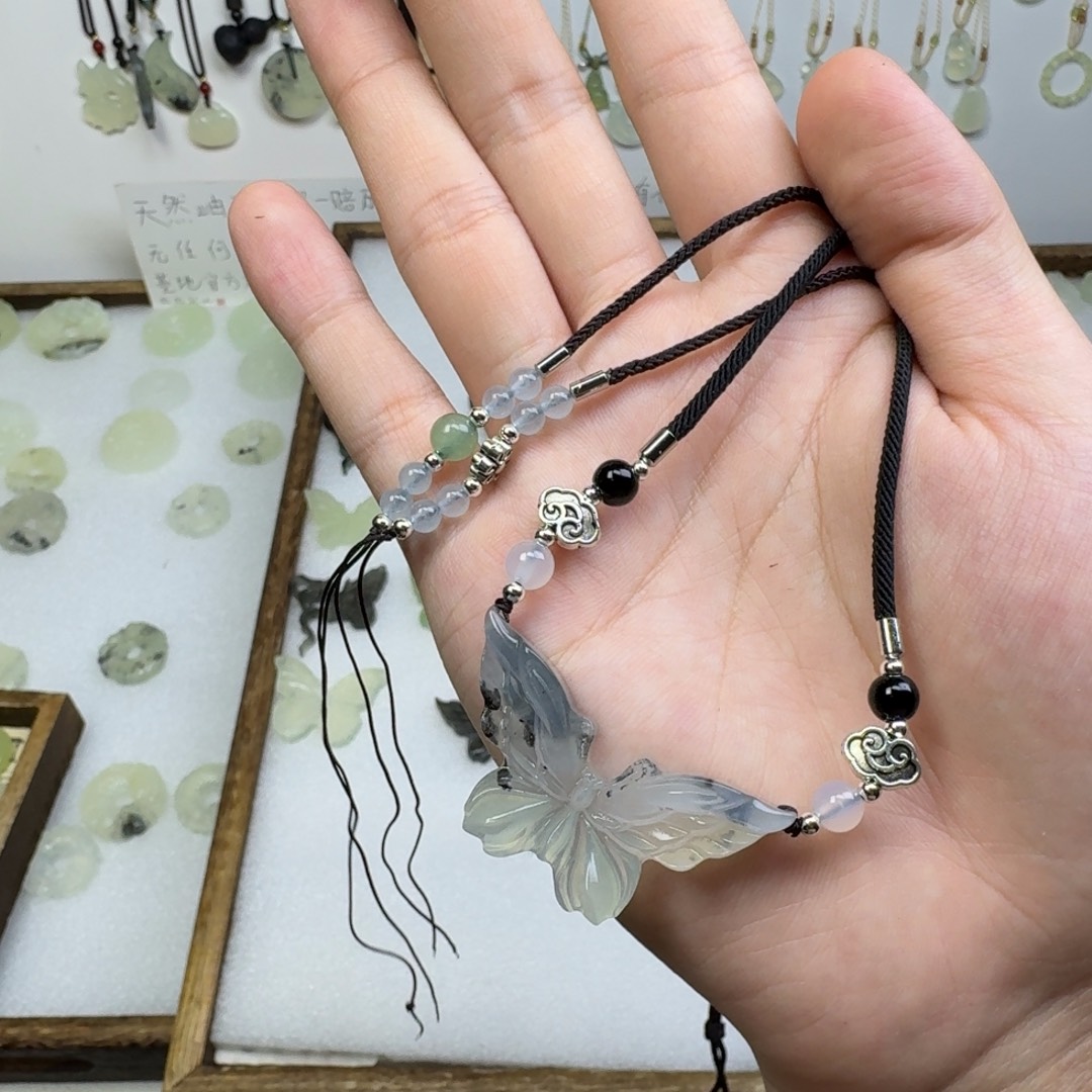 第***密蛇纹石玉未镶嵌项链