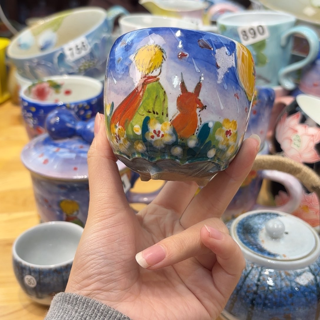 瓷片兔兔好可爱呀打