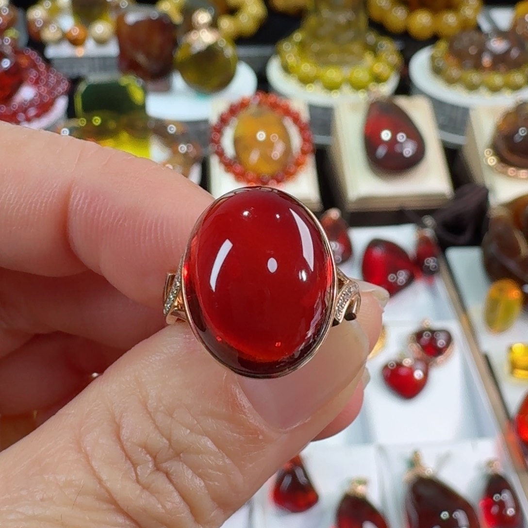 琥珀裸石18K金镶嵌霞*