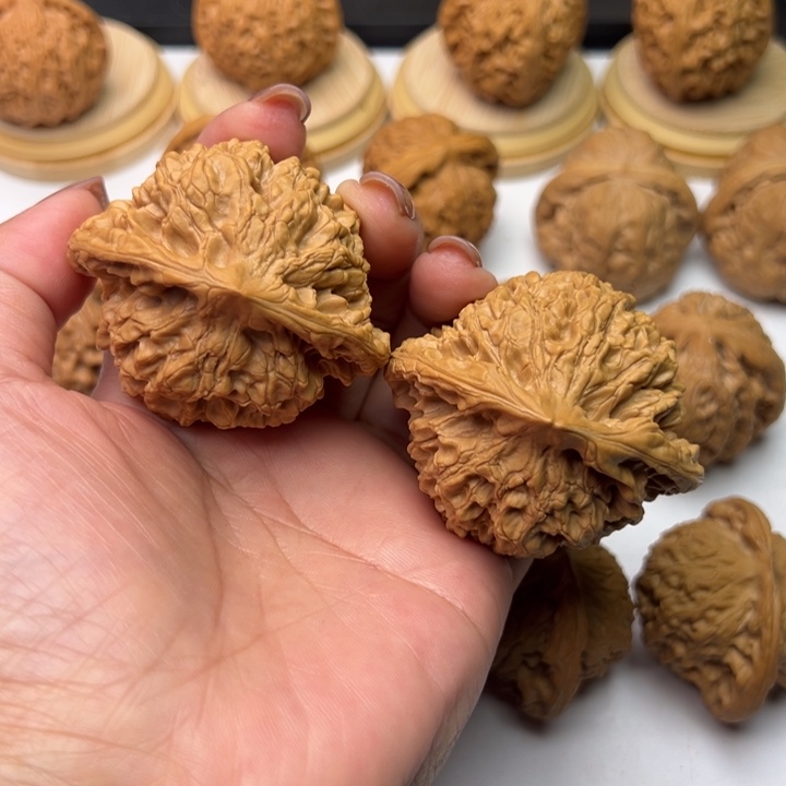 文玩核桃把件芳芳52官帽全品