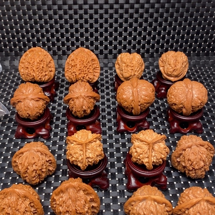 江***社吊坠文玩核桃宫灯，南疆石