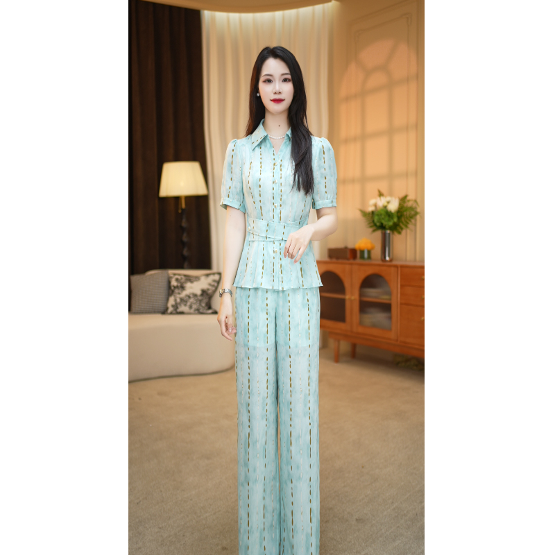 【两件套】夏季新款翻领时尚减龄修身两件套套裤M-4XL