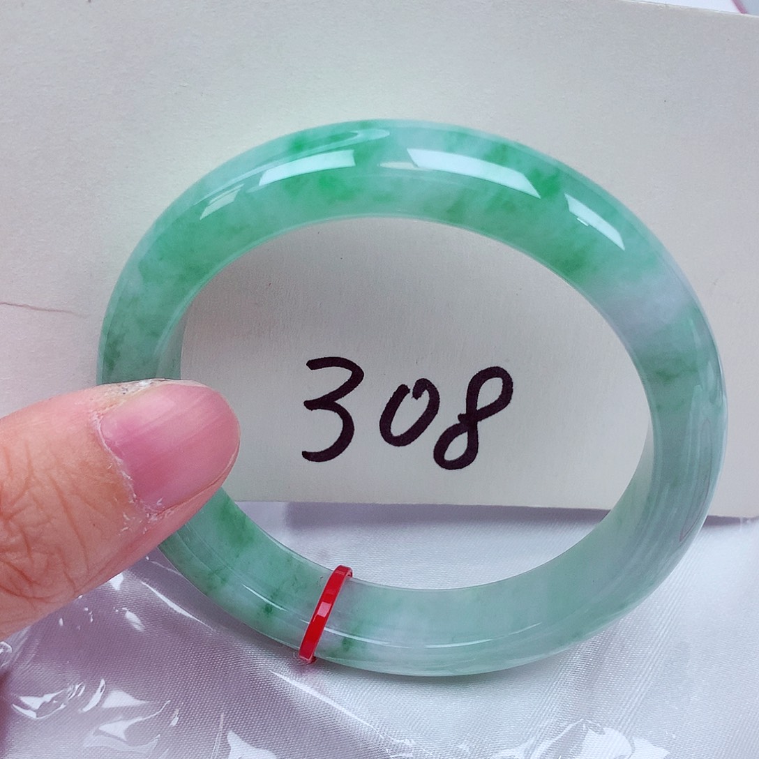 翡翠未镶嵌手镯翡翠