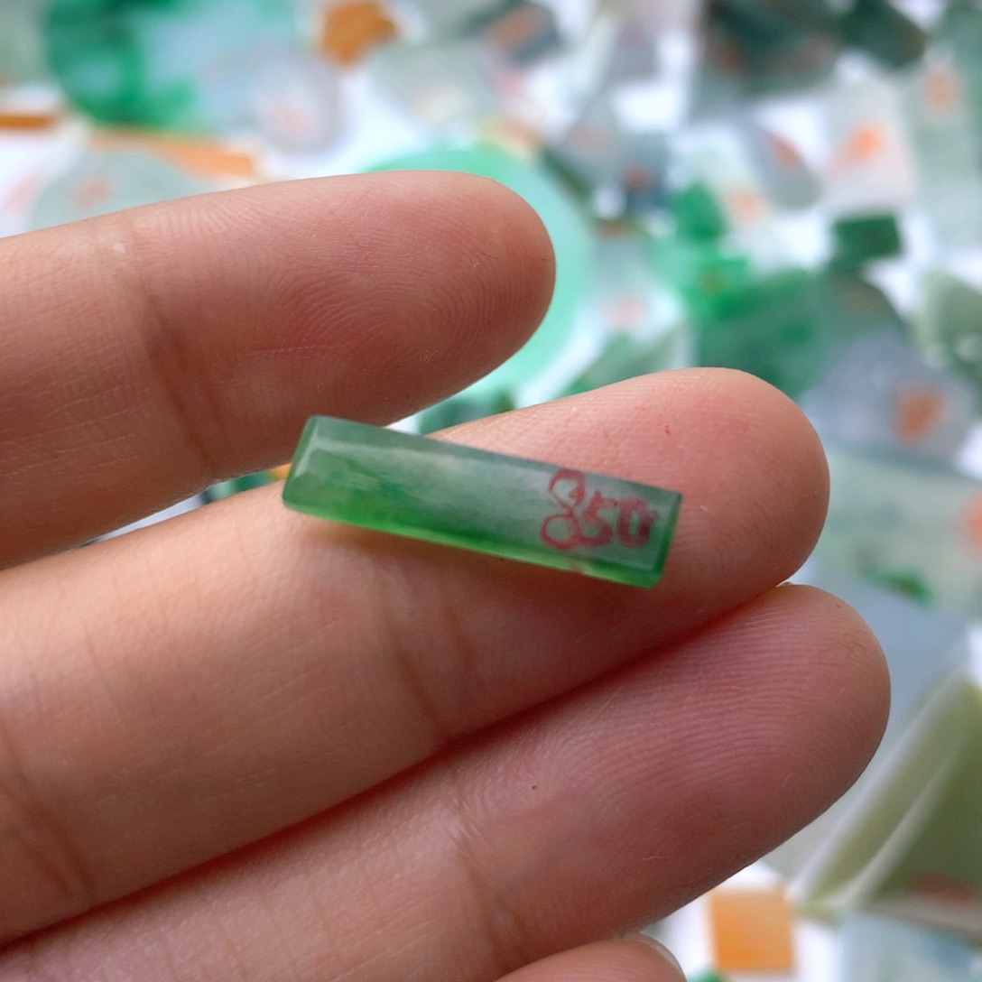 定制翡翠未镶嵌天然翡翠