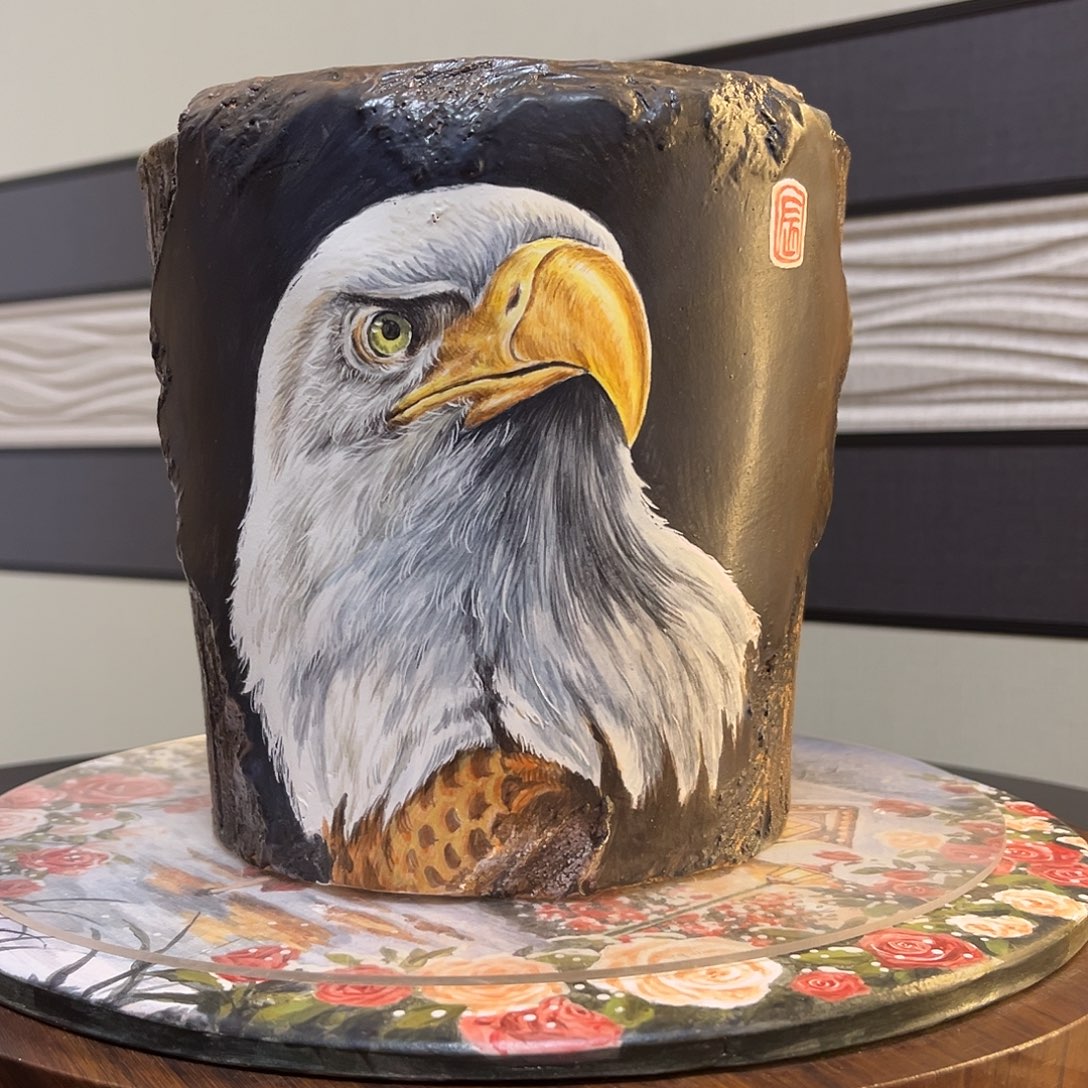 靖***雯晨辰手绘花盆白头鹰