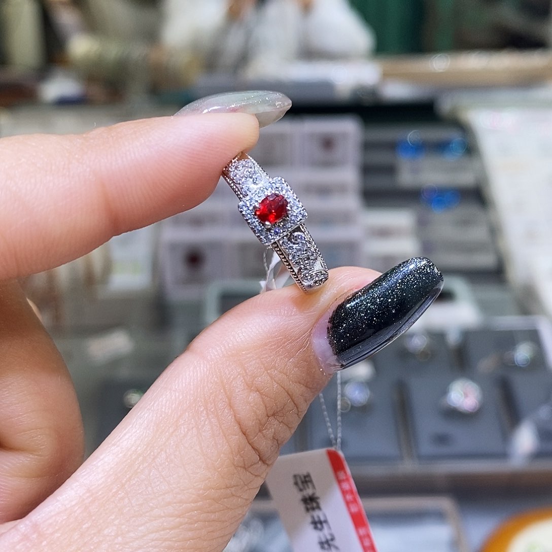 彩色蓝宝石戒指银S925镶嵌天然彩蓝宝戒指