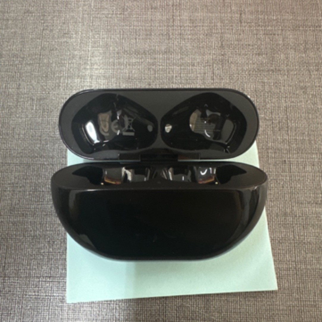 99新 Huawei/华为 华为freebudpro耳机黑色充电仓