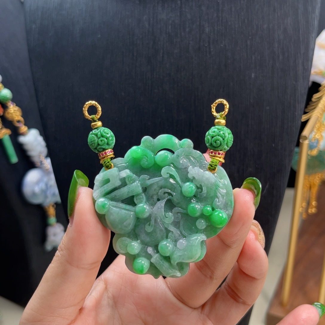 【闪购商品】翡翠吊坠(赠链)未镶嵌5