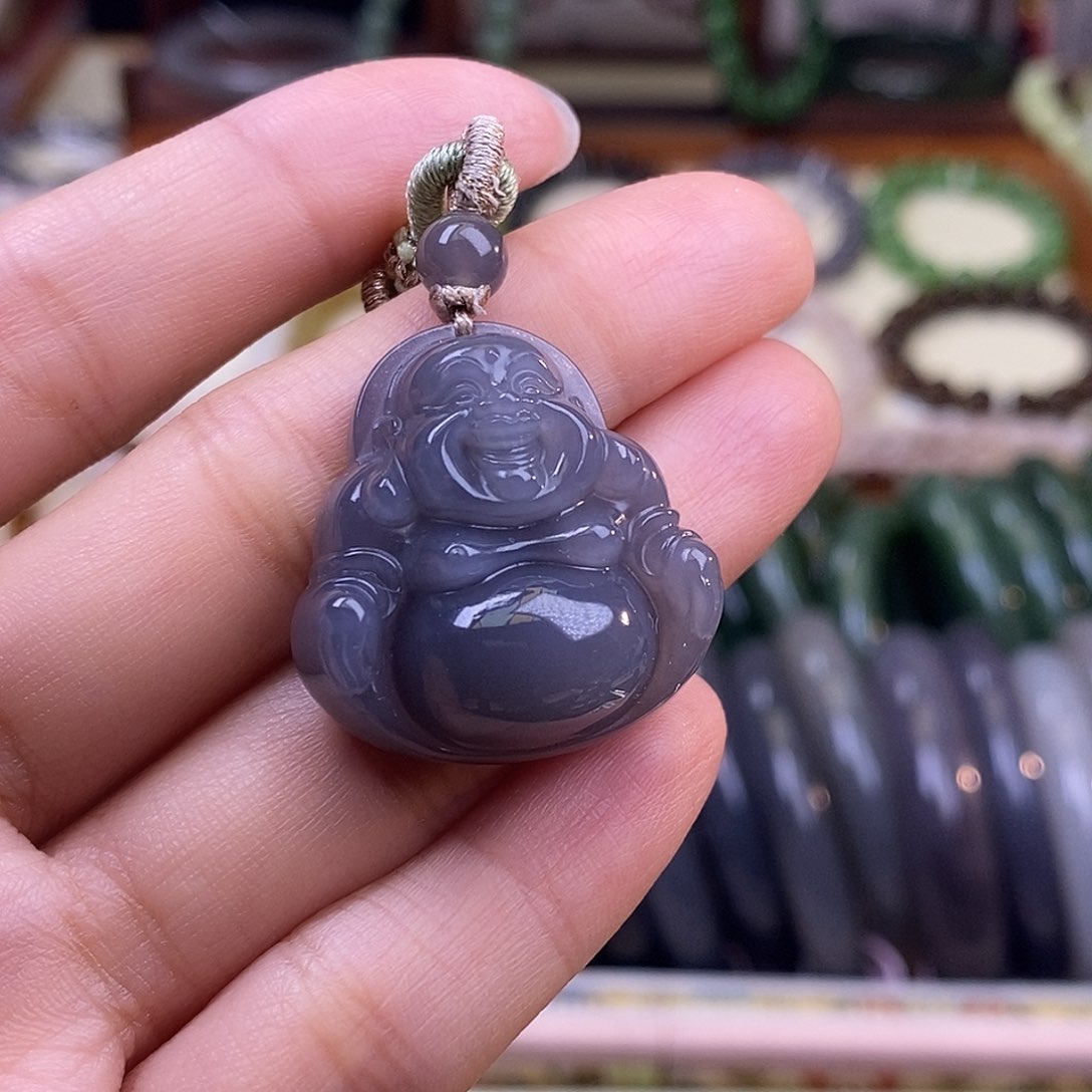 颈饰未镶嵌和田玉毕业级老坑料浓烟紫佛公吊坠