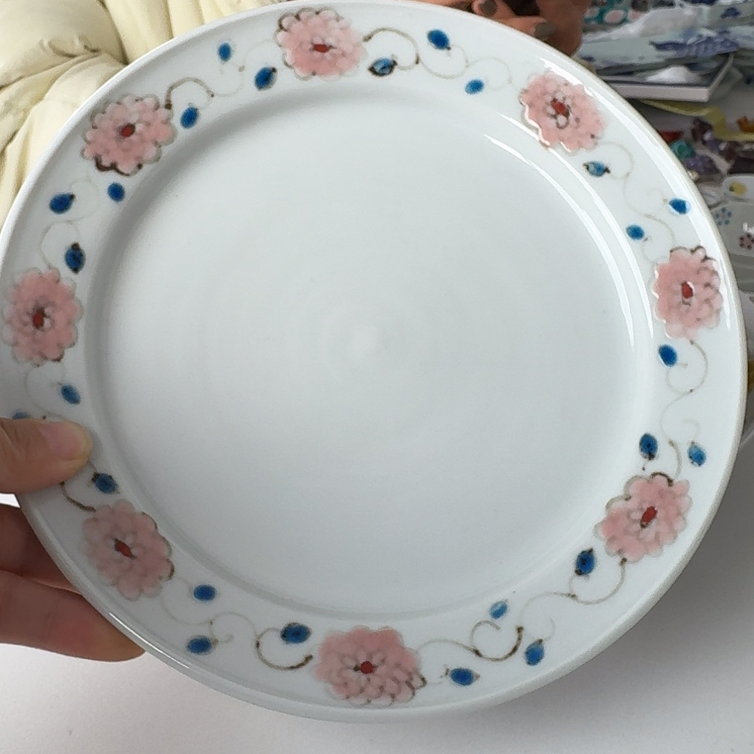 瓷片九谷烧19厘米粉色小花圆盘