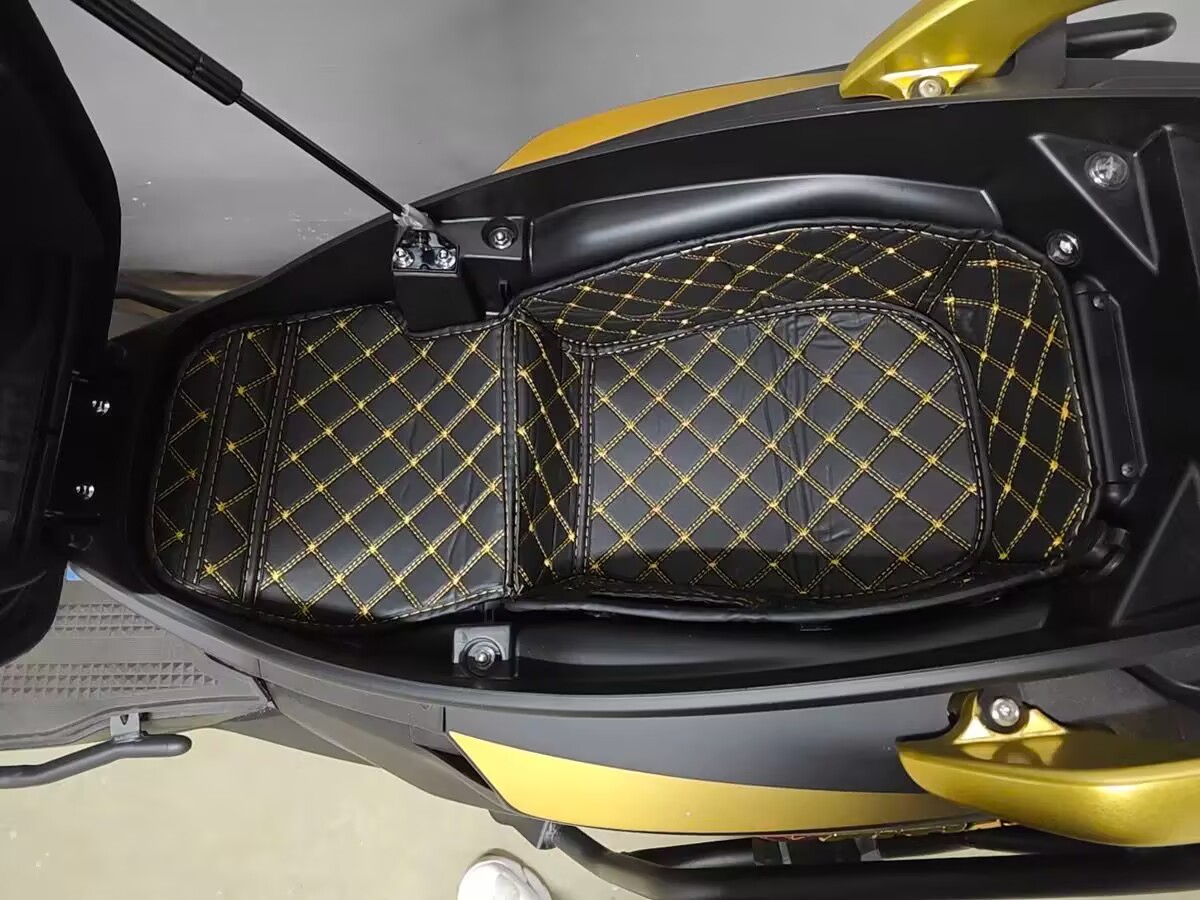 适用光阳S250 s350 ct250座桶垫隔热减震防止刮蹭座桶垫内衬垫