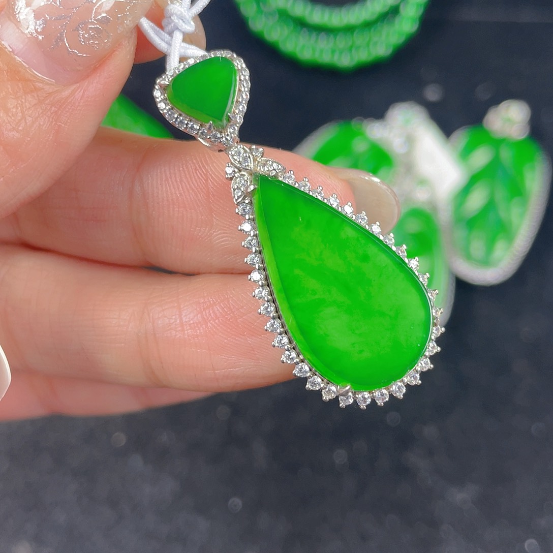 翡翠吊坠(不含链)银S925镶嵌