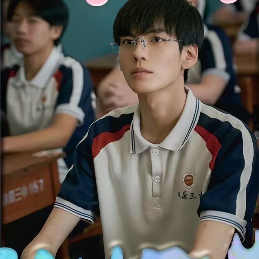 大漂亮【拆包】《我才不要和你做朋友呢》 毕雯珺蓝包。收藏卡(代拆)