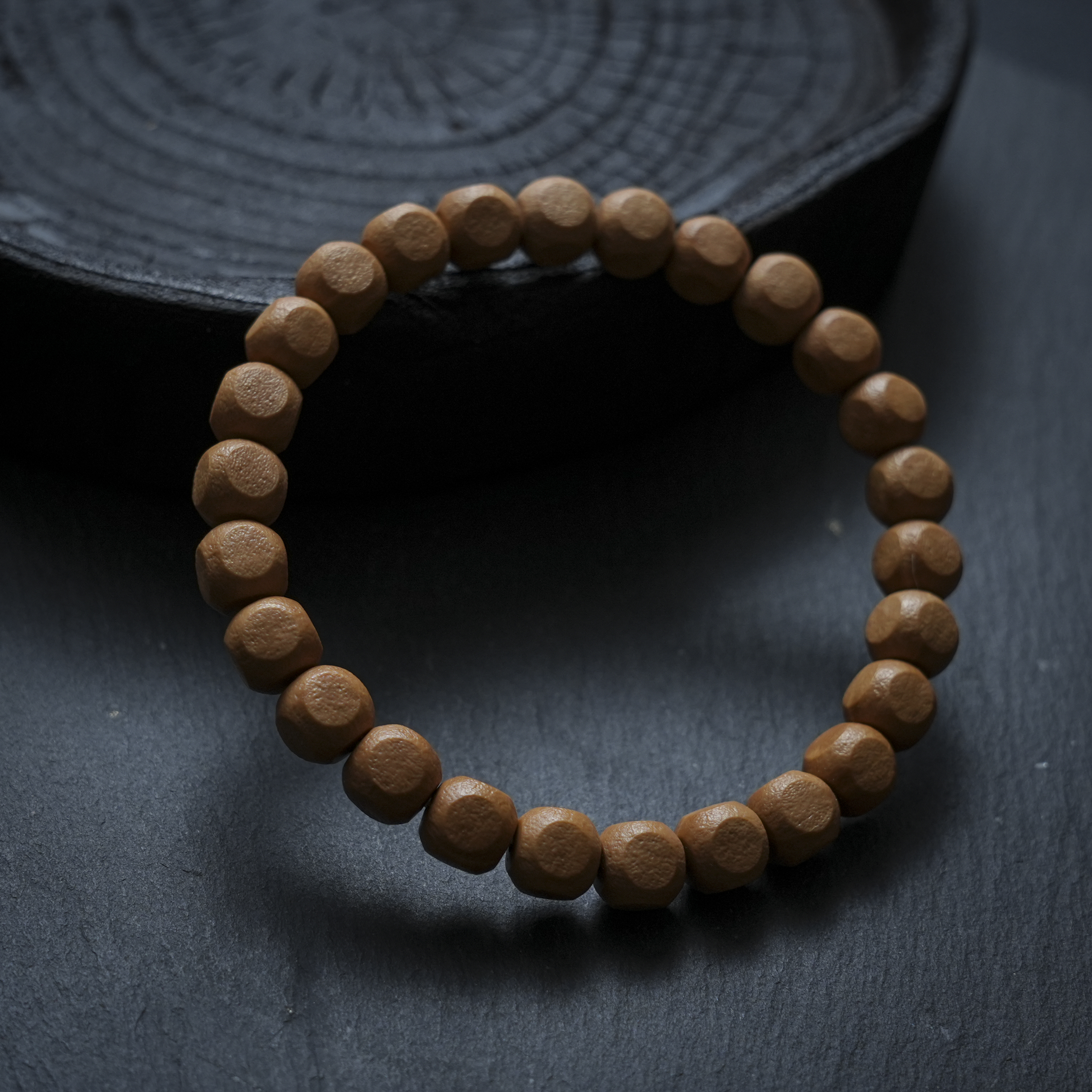 精品哑光小尺寸麻面橘皮六方猴头原皮色文玩手串