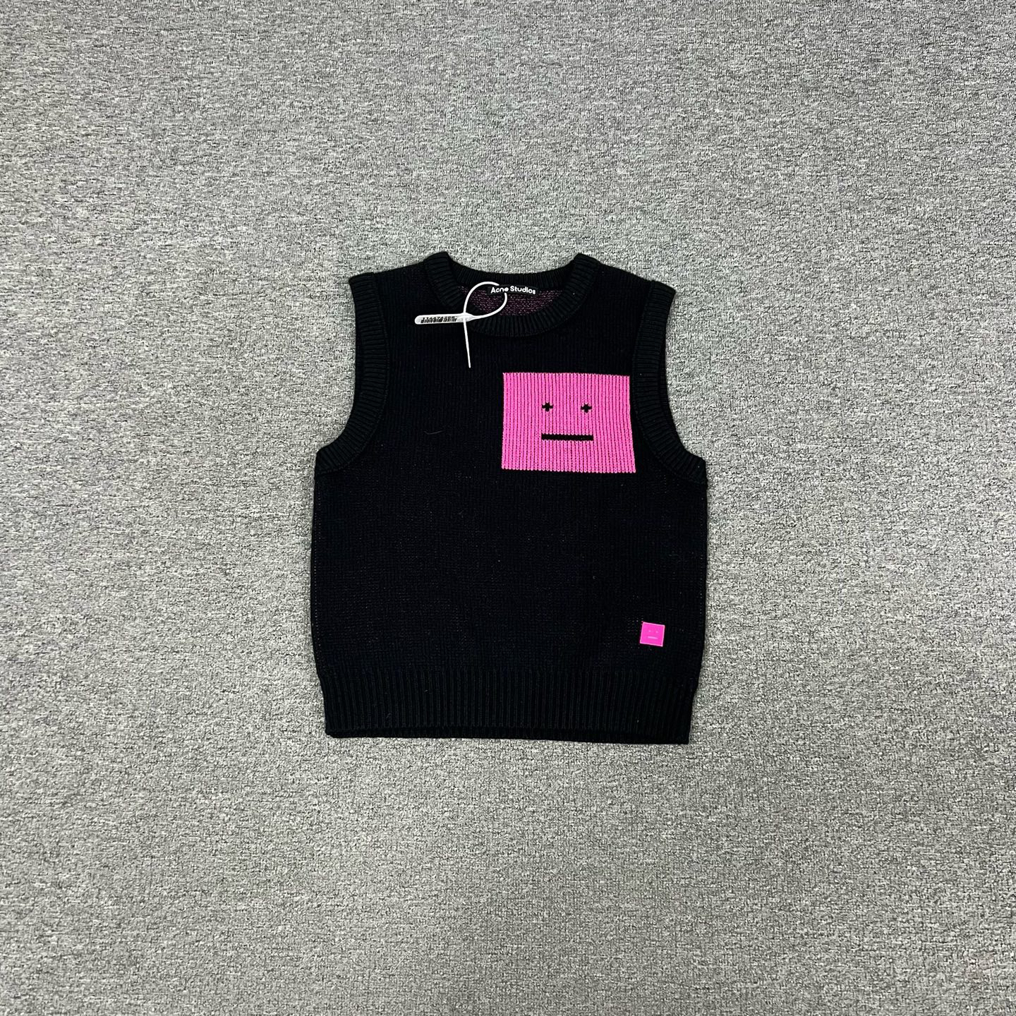 99新 AMIPARIS acne studios 笑脸logo羊毛马甲 s码
