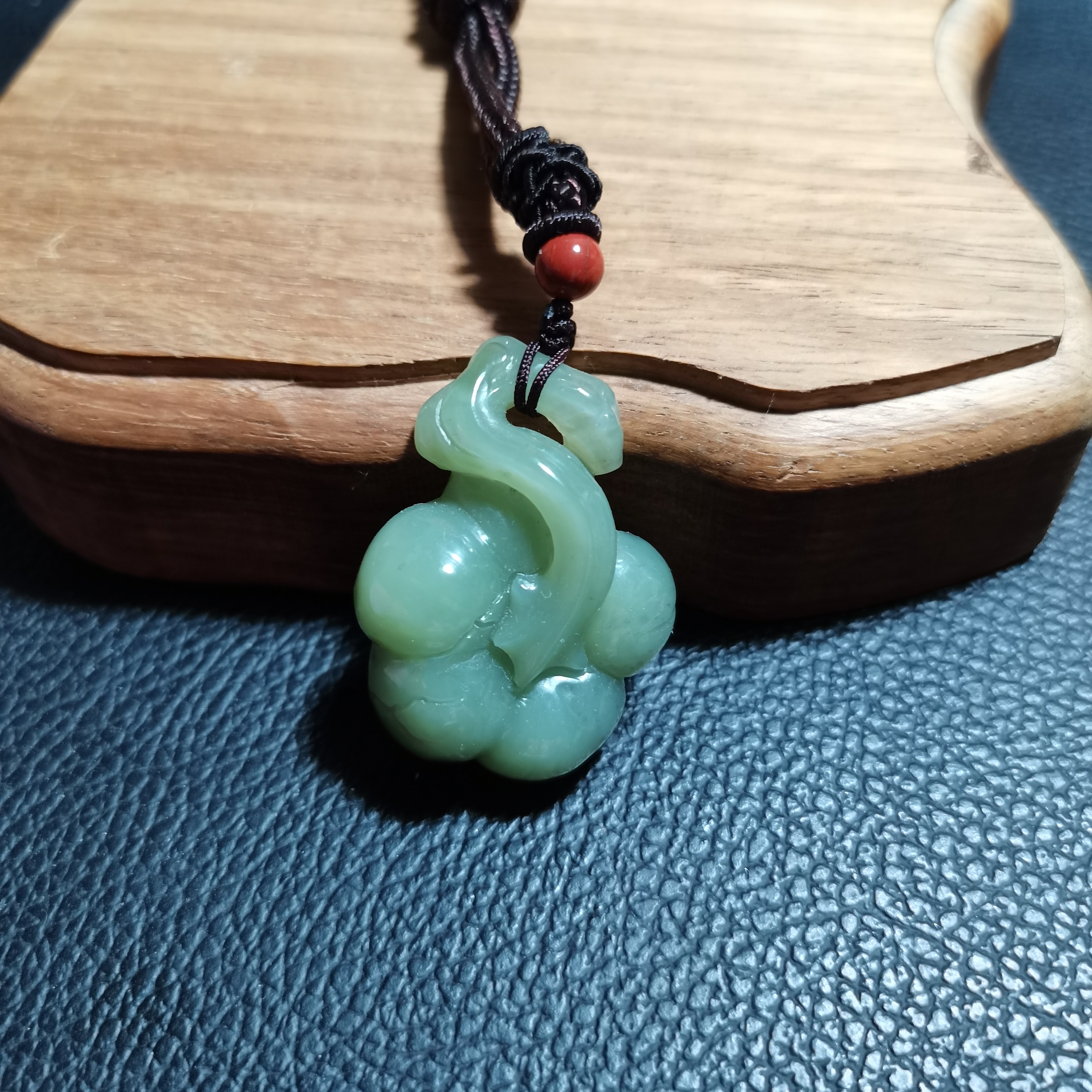 和田玉 福瓜 手工雕刻 精美极致