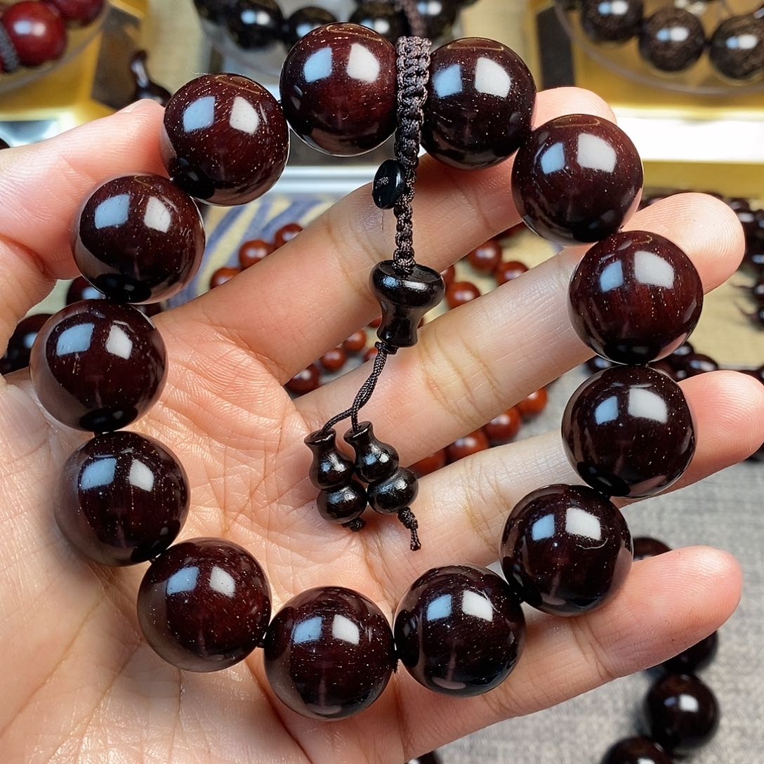 檀香紫檀（小叶紫檀）1.8多星