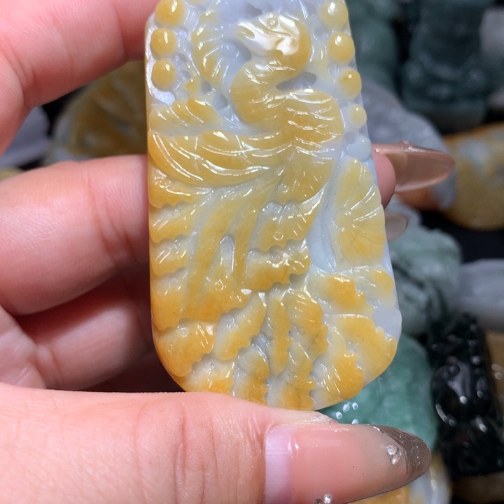 翡翠未镶嵌颈饰保真天然A货翡翠